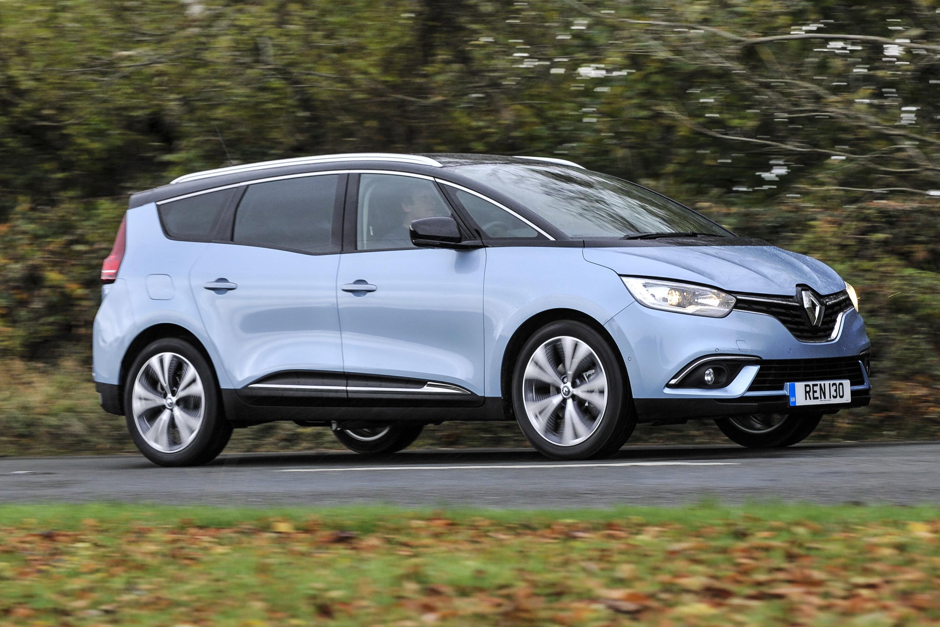 Renault Grand Scenic (2016-2020) Review | Heycar UK